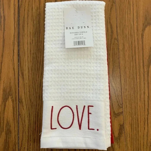 NWT Rae Dunn Set of 2 Kitchen Towels ~ LOVE ~ Red & White Cotton 16”x26” - Picture 2 of 5